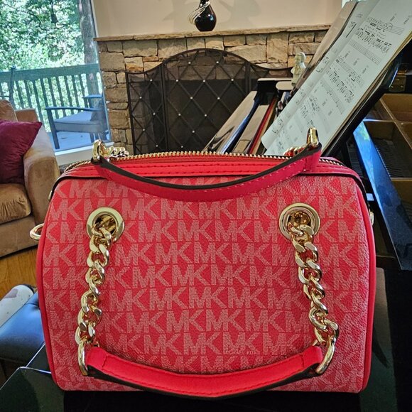 NWOT Bedford Legacy Extra-Small Logo Duffle Crossbody Bag - Picture 6 of 9